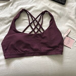 NWT Victoria’s Secret sports bra